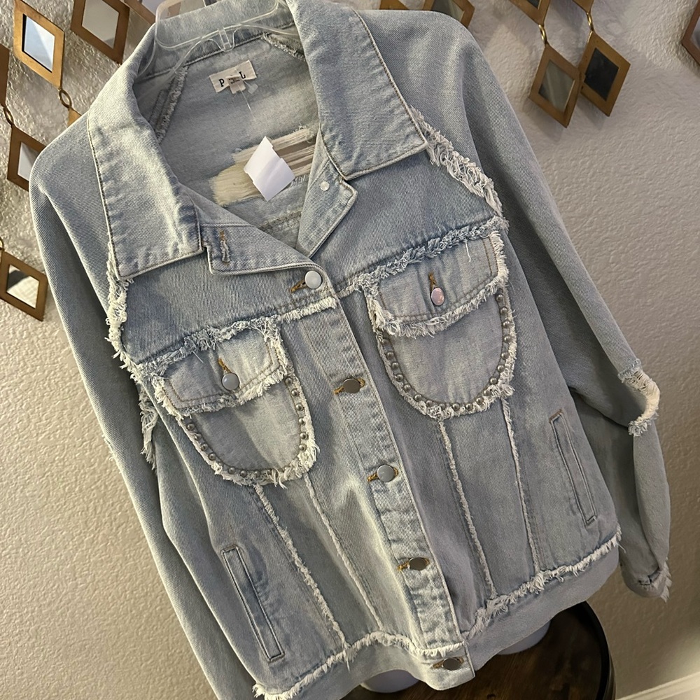 NWT POL Distressed Denim Jacket with American Flag Patch - Picture 3 of 8